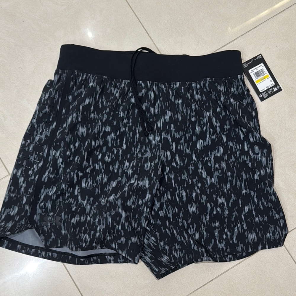 Men's Black and Gray Patterned Shorts
